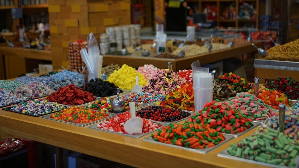 Tesla-Asked-to-Pay-Unprecedented-6-Billion-Legal-Fee-in