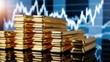 Gold Price Forecast: Holds Near Highs but Faces Potential Bearish Reversal